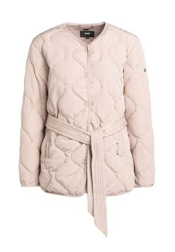 Khujo Yuna - Jas - War Pin -Khujo 296e387be37a41aa969f8fd893c6ab38