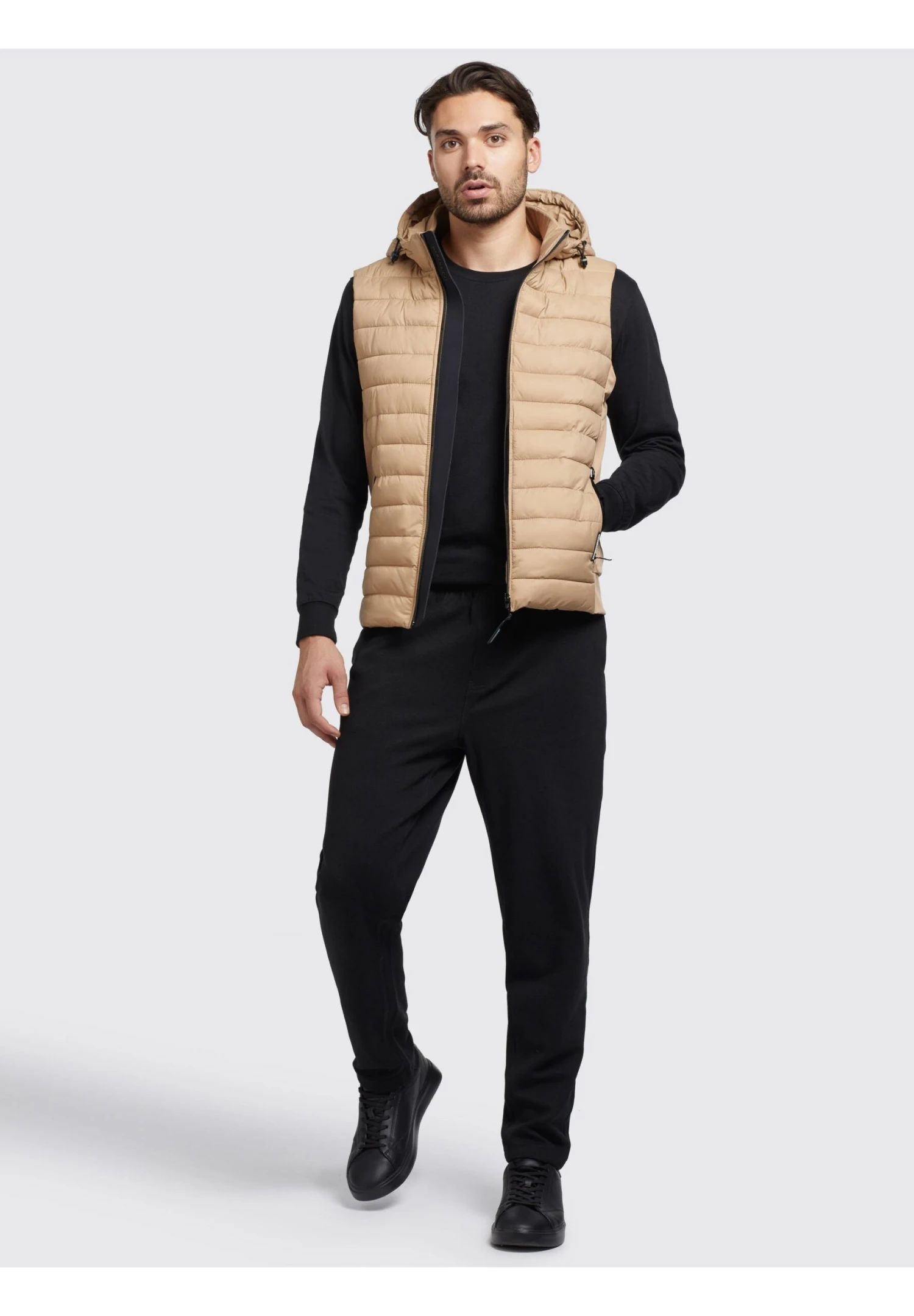 Khujo Wemo Matt - Bodywarmer - Beige 4 Khujo Wemo Matt - Bodywarmer - Beige - Afbeelding 2