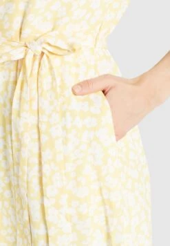 Khujo Goya - Blousejurk - Gelb-Weiß Geblümt -Khujo eb4352f51658402ba2b23e62cd7298b6